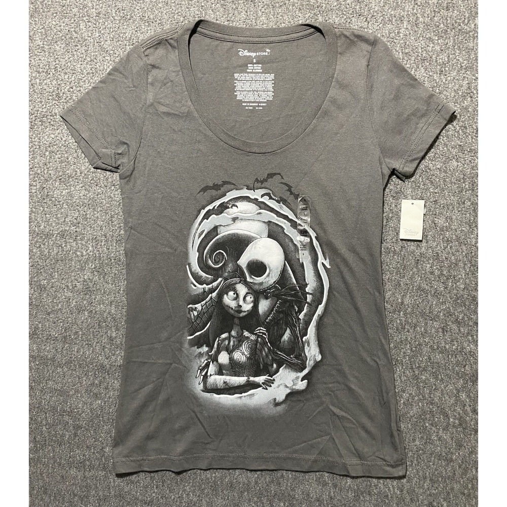 Disney Nightmare Before Christmas T-Shirt jack sally hugging Size Small S